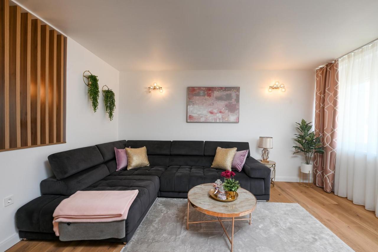 S Design Apartment Zadar Bagian luar foto